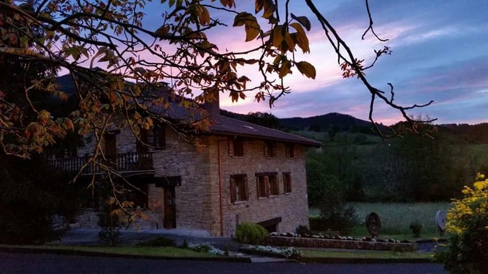 Agroturismo Iberreko Errota Múgica Exterior foto